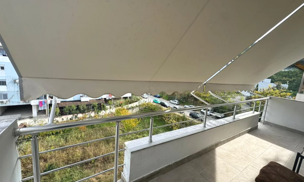 Appartamento in affitto a Tirana 1+1, Arredato