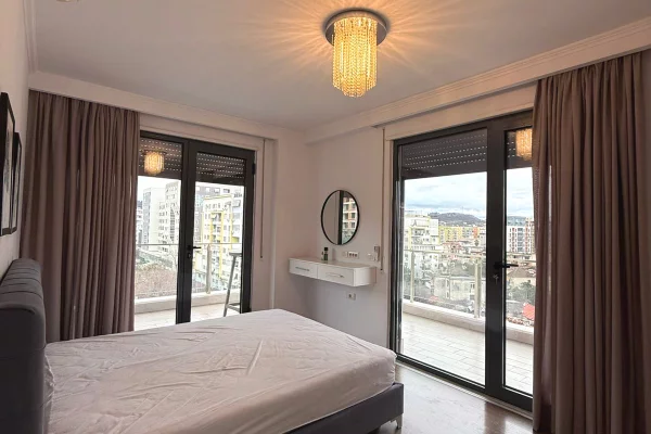 Shtepi me qera Apartament ne Tirane, 2+1, Mobilimi E mobiluar, Pagesa 800  Euro.