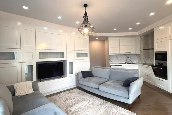 Shtepi me qera Apartament ne Tirane, 2+1, Mobilimi E mobiluar, Pagesa 800  Euro.