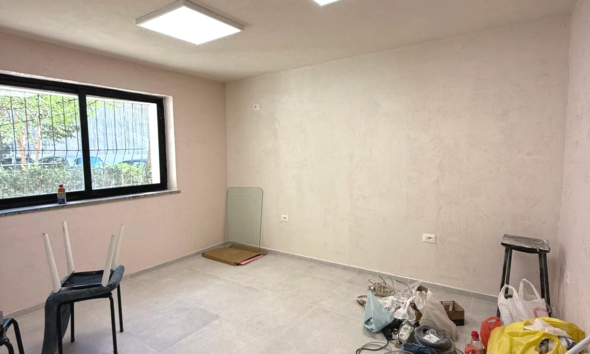 ZYRE ME QIRA TEK MOZAIKU I TIRANES 