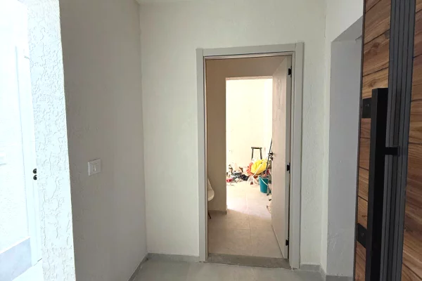 ZYRE ME QIRA TEK MOZAIKU I TIRANES 