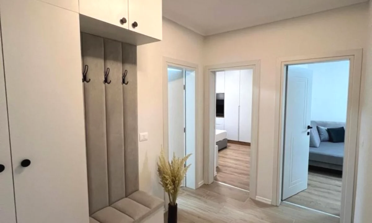 Shtepi me qera Apartament ne Tirane, 2+1, Mobilimi E mobiluar, Pagesa 750  Euro.