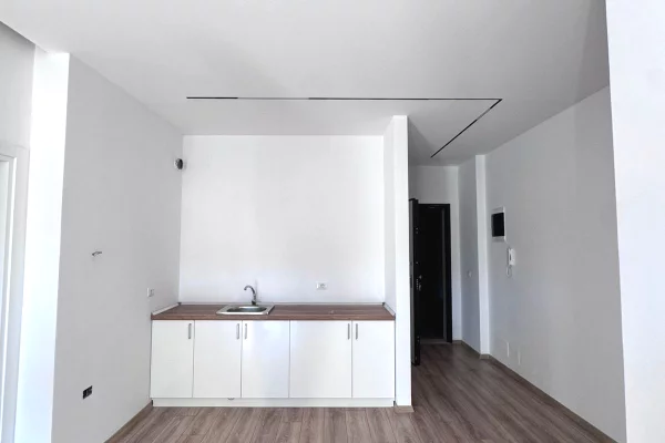 Shtepi me qera Apartament ne Tirane, 2+1, Mobilimi Bosh, pa mobiluar, Pagesa 900  Euro.