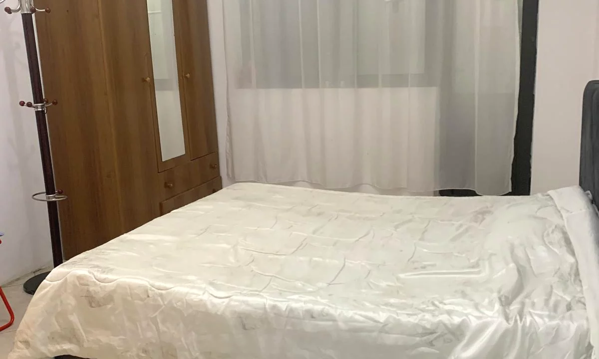 Shtepi me qera Apartament ne Tirane, 1+1, Mobilimi E mobiluar, Pagesa 350  Euro.