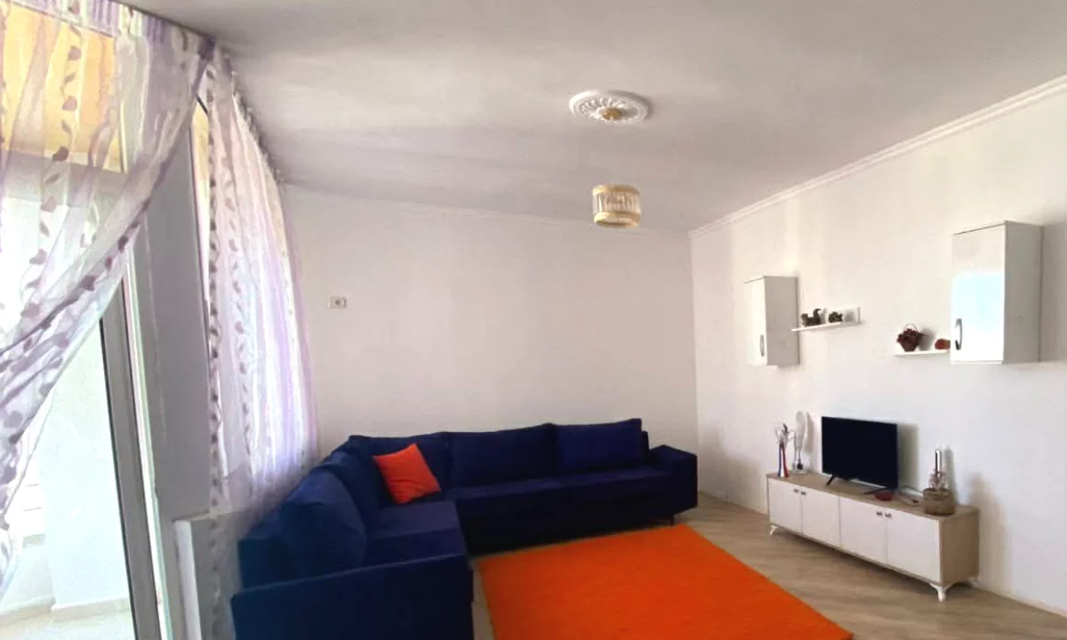 Shtepi me qera Apartament ne Tirane, 1+1, Mobilimi E mobiluar, Pagesa 400  Euro.