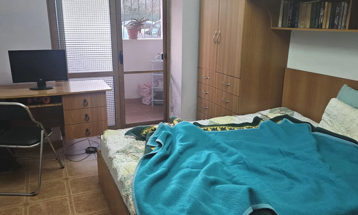 Shtepi me qera Apartament ne Tirane, 1+1, Mobilimi E mobiluar, Pagesa 350  Euro.