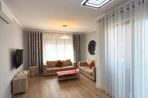 APARTAMENT 1+1 PER SHITJE TEK KLANI 