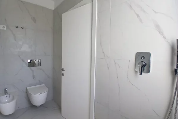 Shtepi me qera Apartament ne Tirane, 2+1, Mobilimi E mobiluar, Pagesa 600  Euro.