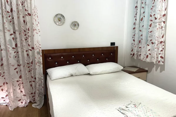 Shtepi me qera 2+1 ne Tirane - 600 Euro