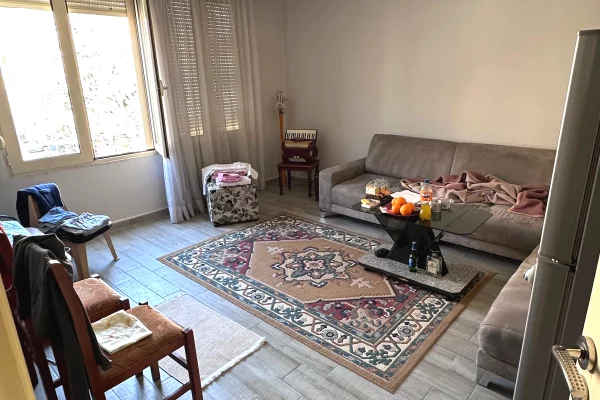 JEPET ME QIRA 2+1 TEK OXHAKU 