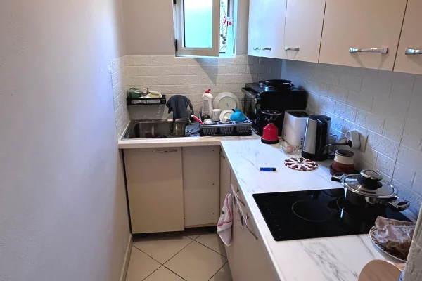 Shtepi me qera Apartament ne Tirane, 2+1, Mobilimi E mobiluar, Pagesa 500  Euro.