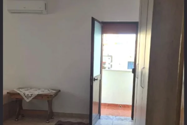 Shtepi me qera 2+1 ne Tirane - 600 Euro