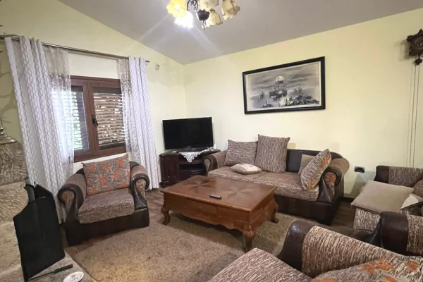 Appartamento in affitto a Tirana 1+1, Arredato