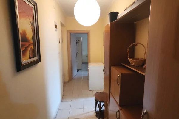 Shtepi me qera Apartament ne Tirane, 1+1, Mobilimi E mobiluar, Pagesa 100,000  Euro.