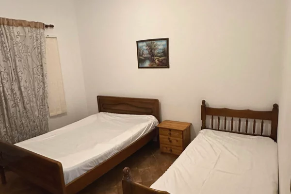 Shtepi me qera Apartament ne Tirane, 1+1, Mobilimi E mobiluar, Pagesa 350  Euro.