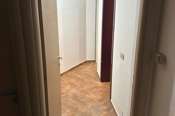 Shtepi me qera Apartament ne Tirane, 1+1, Mobilimi E mobiluar, Pagesa 350  Euro.