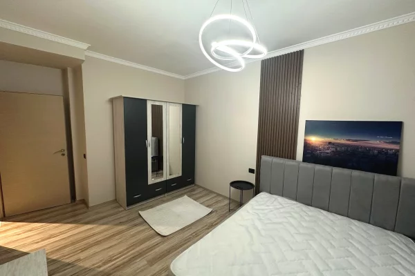 🏠 Jepet me Qira Apartament 2+1 + Ballkon,prane liqenit te thate 