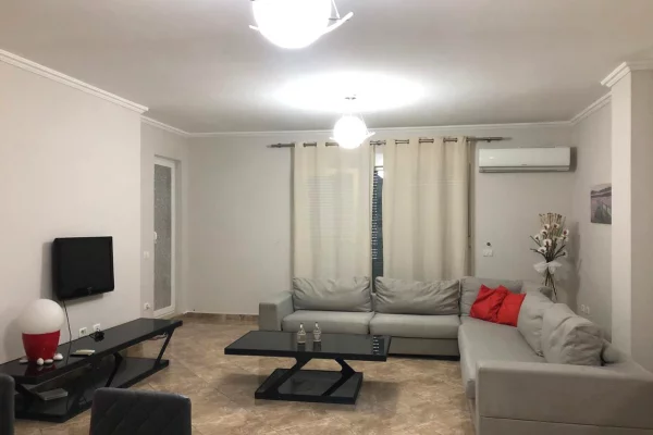 Shtepi ne shitje 2+1 ne Tirane - 250,000 Euro