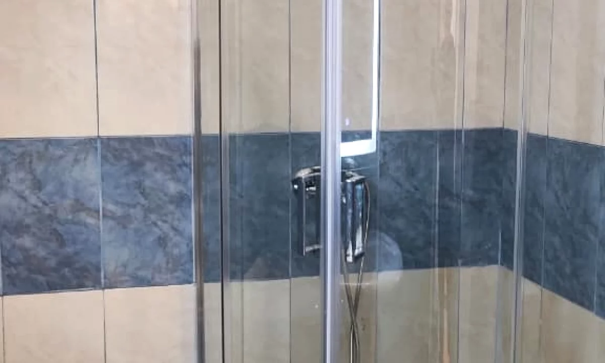 Shtepi me qera Apartament ne Tirane, 1+1, Mobilimi E mobiluar, Pagesa 700  Euro.