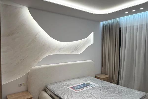 Shtepi ne shitje Apartament ne Tirane, 1+1, Mobilimi E mobiluar, Pagesa 125,000  Euro.