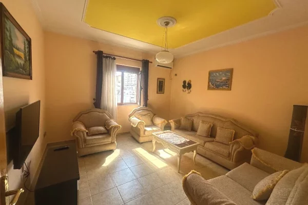 Shtepi me qera 2+1 ne Tirane - 450 Euro