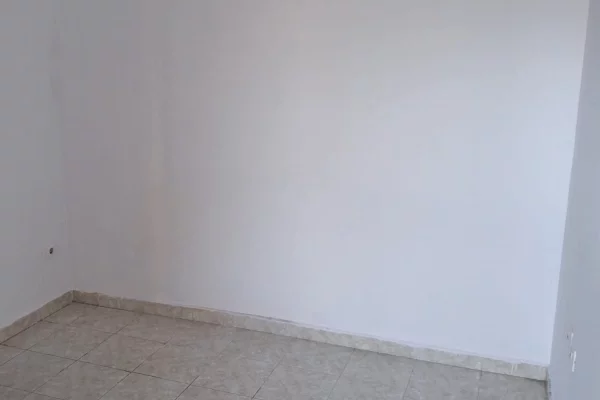 Shtepi me qera Apartament ne Tirane, 1+1, Mobilimi E mobiluar, Pagesa 400  Euro.