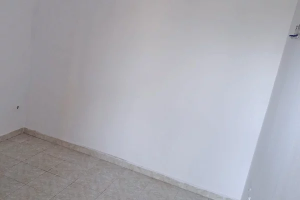 Shtepi me qera Apartament ne Tirane, 1+1, Mobilimi E mobiluar, Pagesa 400  Euro.