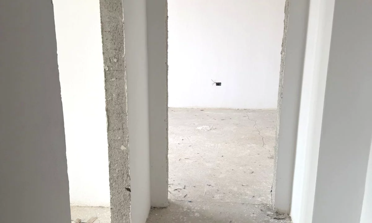 Shtepi me qera Apartament ne Tirane, 1+1, Mobilimi E mobiluar, Pagesa 135,000  Euro.