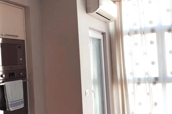 Shtepi me qera Apartament ne Tirane, 1+1, Mobilimi E mobiluar, Pagesa 500  Euro.