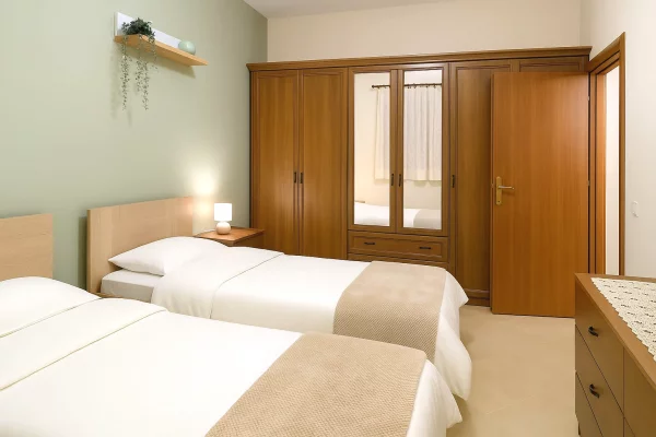 Shtepi me qera Apartament ne Tirane, 2+1, Mobilimi E mobiluar, Pagesa 590  Euro.