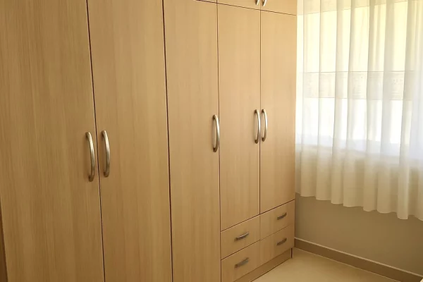 Shtepi me qera Apartament ne Tirane, 2+1, Mobilimi E mobiluar, Pagesa 590  Euro.