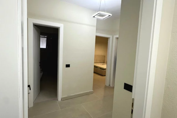 Shtepi me qera Apartament ne Tirane, 2+1, Mobilimi E mobiluar, Pagesa 700  Euro.