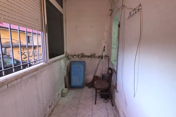 Shtepi ne shitje Apartament ne Tirane, 2+1, Mobilimi E mobiluar, Pagesa 140,000  Euro.