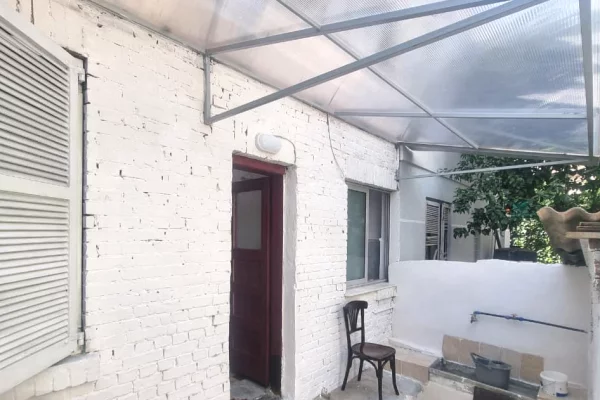 Shtepi me qera Apartament ne Tirane, 2+1, Mobilimi E mobiluar, Pagesa 600  Euro.