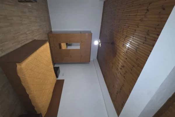 Shtepi me qera Apartament ne Tirane, 1+1, Mobilimi E mobiluar, Pagesa 400  Euro.