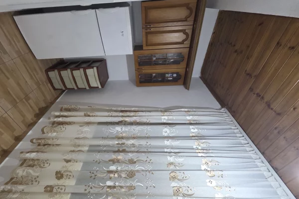 Shtepi me qera Apartament ne Tirane, 1+1, Mobilimi E mobiluar, Pagesa 400  Euro.