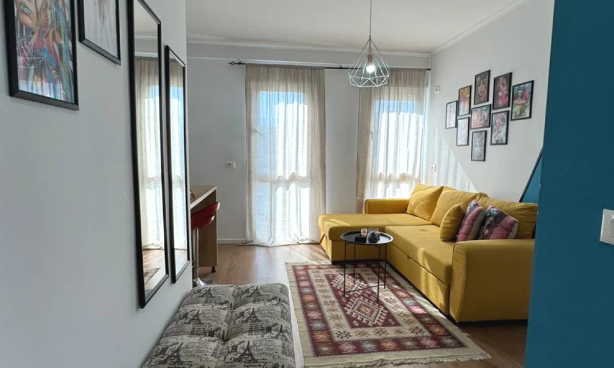 Shtepi me qera Apartament ne Tirane, 1+1, Mobilimi E mobiluar, Pagesa 600  Euro.