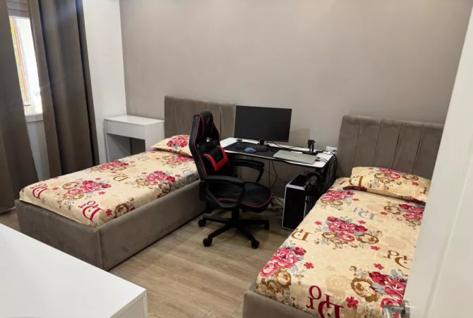 Jepet me qira apartament 1+1 Ish Restorant Durresi