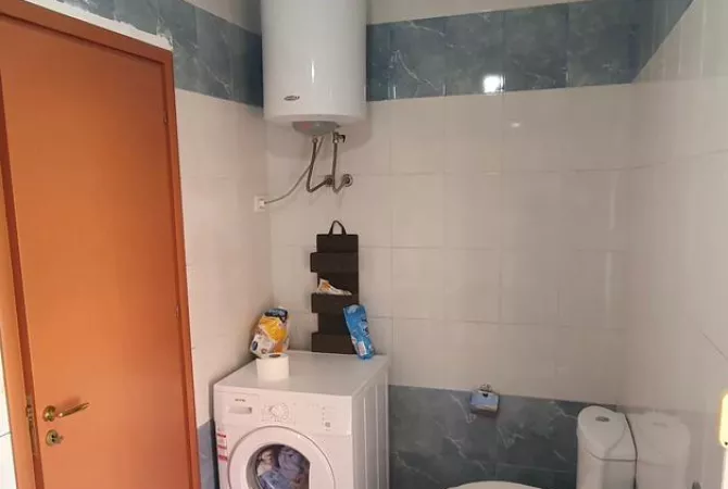 Shtepi me qera Apartament ne Tirane, 2+1, Mobilimi E mobiluar, Pagesa 550  Euro.