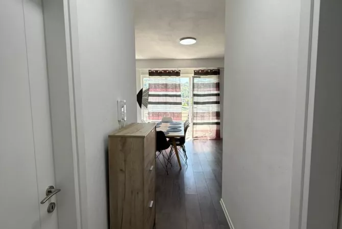 Shtepi me qera Apartament ne Tirane, 2+1, Mobilimi E mobiluar, Pagesa 650  Euro.