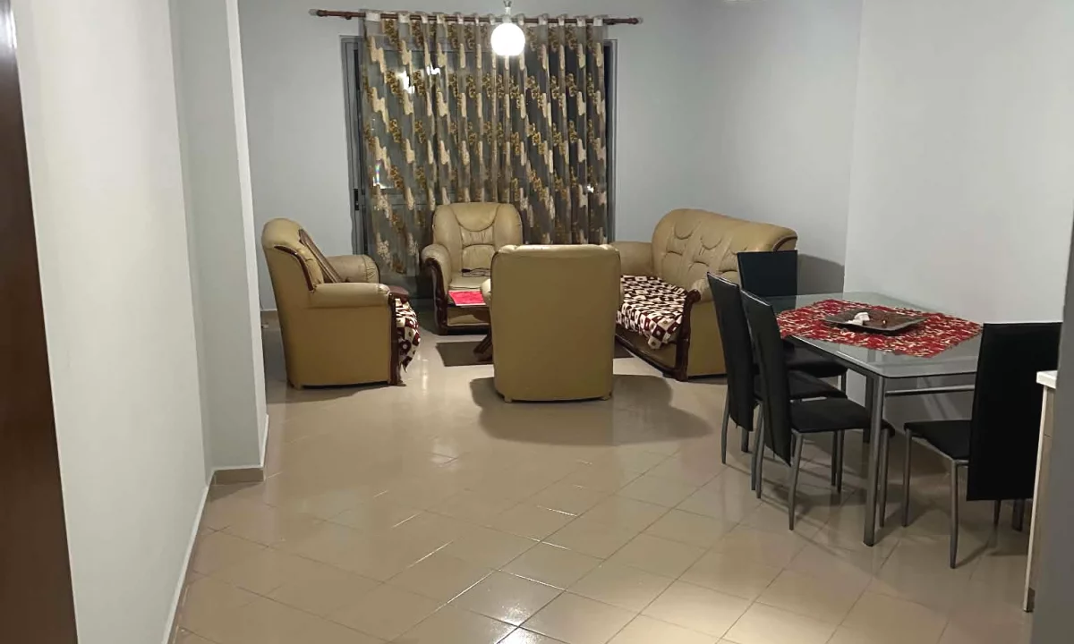 Shtepi ne shitje Apartament ne Tirane, 2+1, Mobilimi E mobiluar, Pagesa 150,000  Euro.