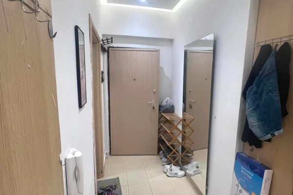 Shtepi me qera Apartament ne Tirane, Garsoniere, Mobilimi E mobiluar, Pagesa 30,000  Leke.