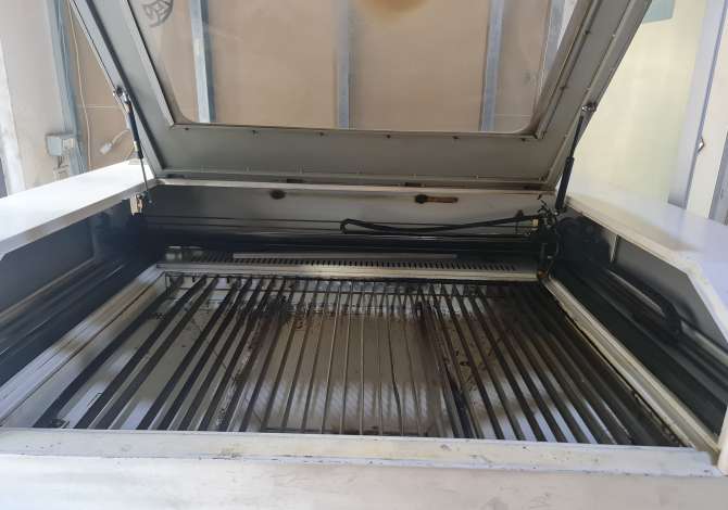 Pajisje biznesi ne shitje ne Elbasan - 10,000 Euro