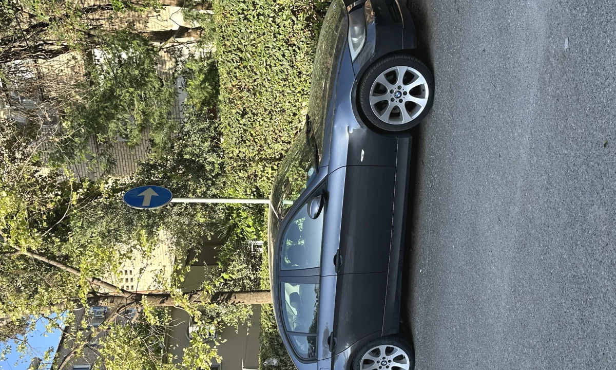 Makina ne shitje ne Tirane, BMW, 2006 Diesel,Kambio Manual Pagesa 4,000  Euro.