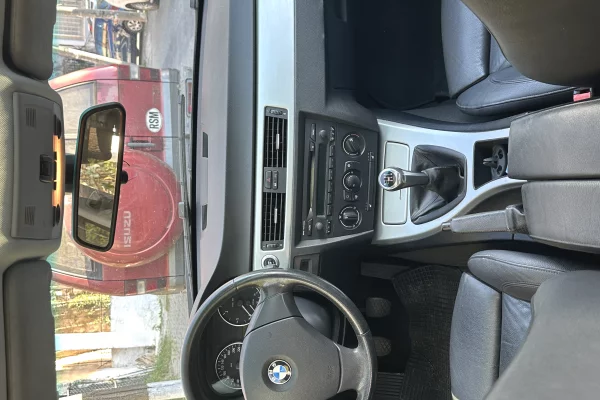 Makina ne shitje ne Tirane, BMW, 2006 Diesel,Kambio Manual Pagesa 4,000  Euro.