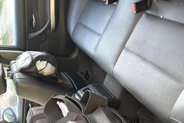 Makina ne shitje ne Tirane, BMW, 2006 Diesel,Kambio Manual Pagesa 4,000  Euro.
