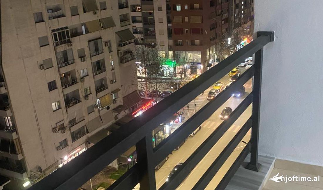 Shtepi me qera Apartament ne Tirane, 1+1, Mobilimi Pjeserisht e mobiluar, Pagesa 290  Euro.