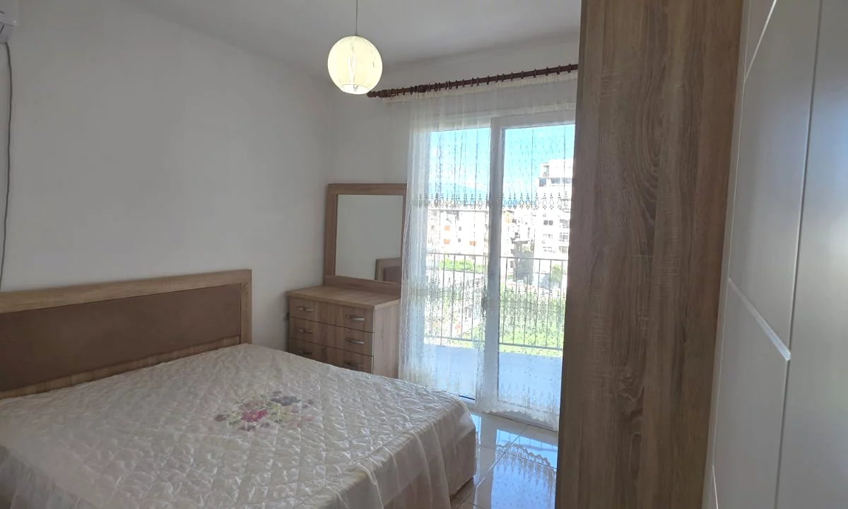 Shtepi me qera Apartament ne Tirane, 2+1, Mobilimi E mobiluar, Pagesa 450  Euro.