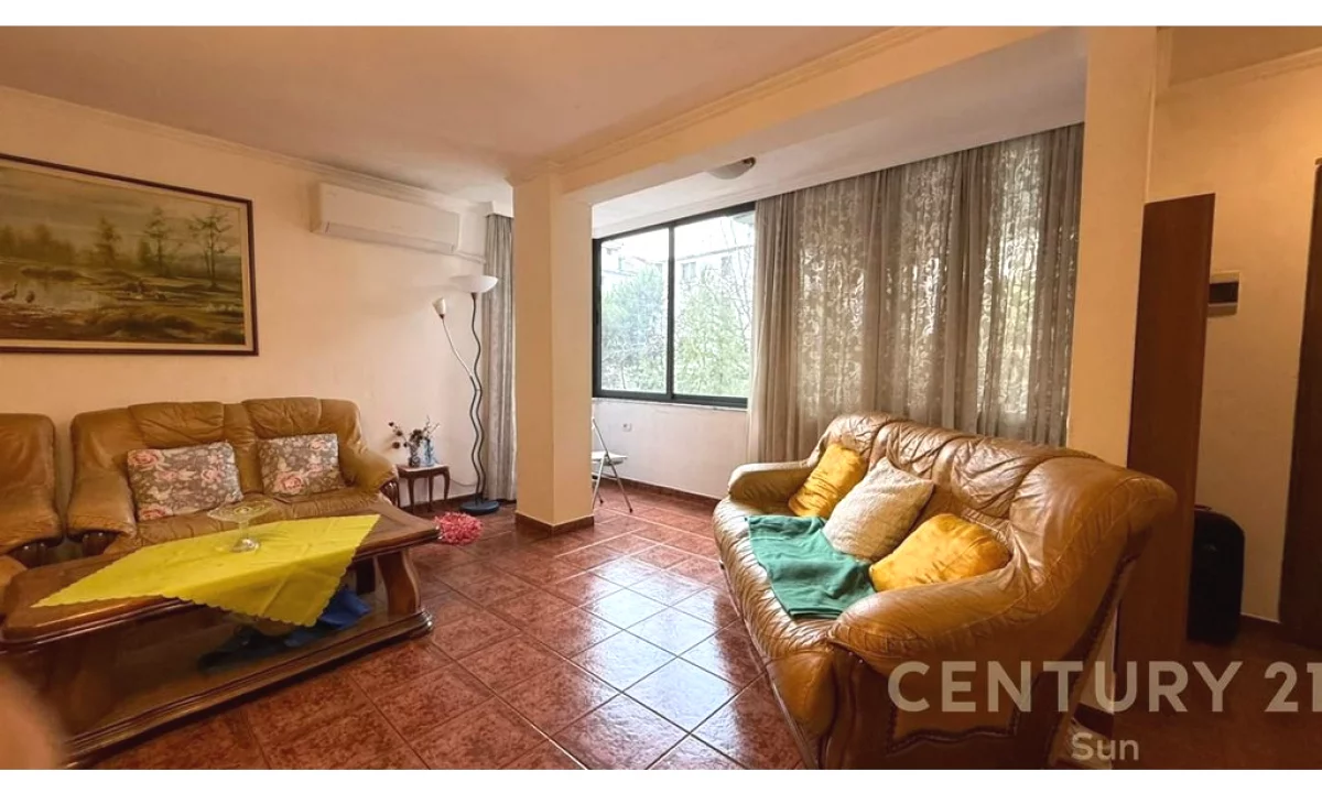 Shtepi ne shitje Apartament ne Tirane, 2+1, Mobilimi E mobiluar, Pagesa 210,000  Euro.