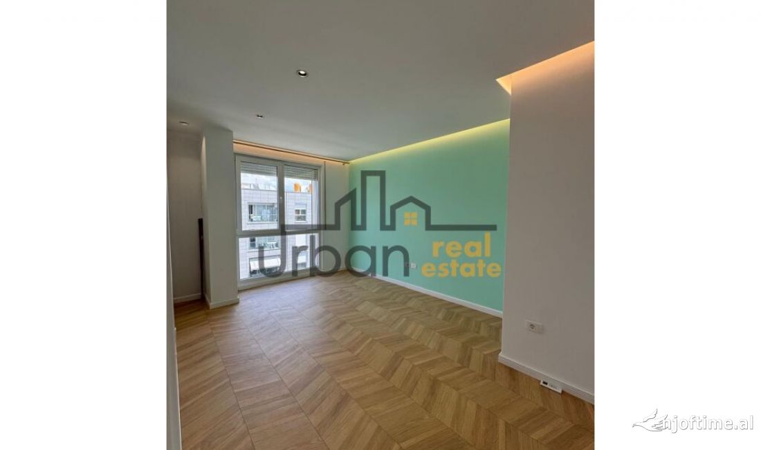 Appartamento in vendita a Tirana 1+1, Vuoto